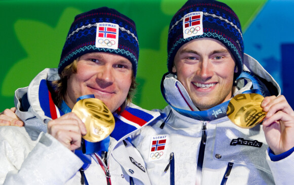 GULLGUTTER: Pettersen tok gull sammen med Petter Northug under lagsprinten i OL i 2010. Foto: NTB Scanpix GULLGUTTER: Pettersen tok gull sammen med Petter Northug under lagsprinten i OL i 2010. Foto: NTB Scanpix